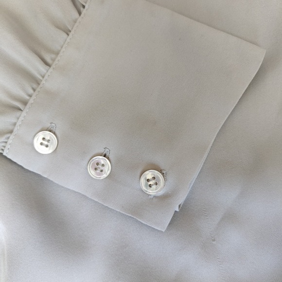 Ramy Brook‎ Medium Long Cuff Sleeve Silk Flowy Loose Blouse V-Neck Gray Top - Picture 4 of 6